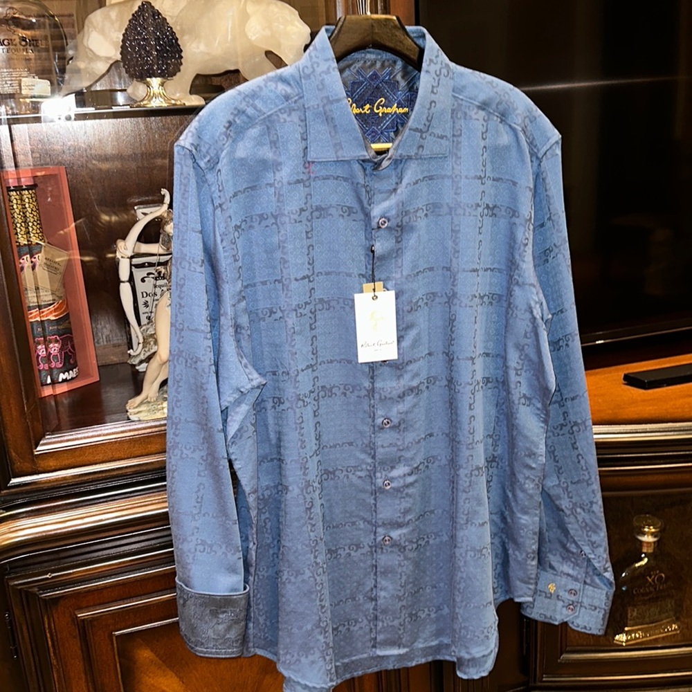 XL Robert Graham classic fit button up